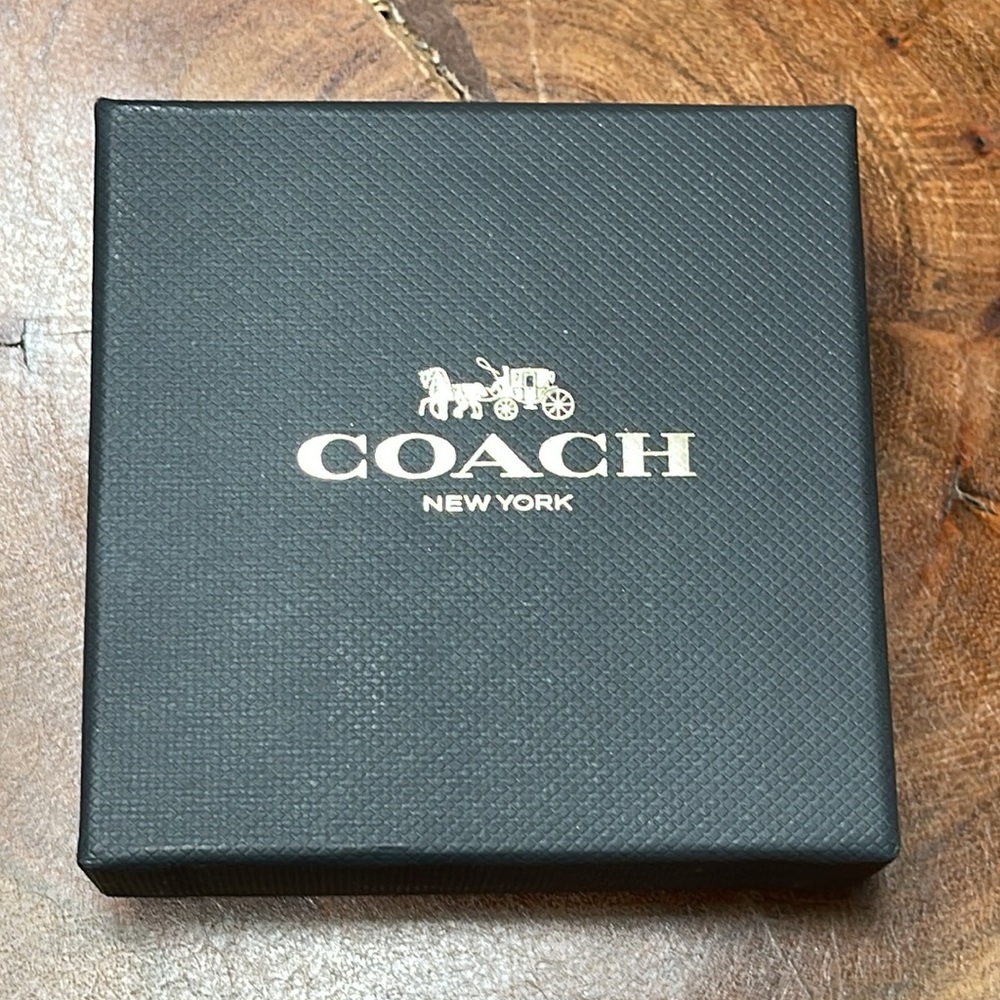 NIB COACH Signature With Malachite Slider Bracelet & Open Circle Earrings Set - Picture 10 of 15